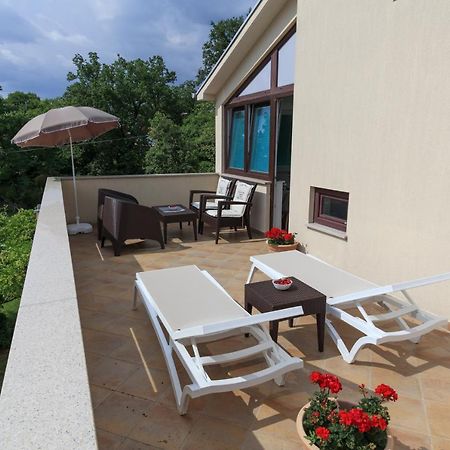 Apartmani Ravan Cernik  Extérieur photo